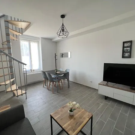 180b - Duplex T2 Confort - Wifi Netflix * 勒贡蓬图夫尔