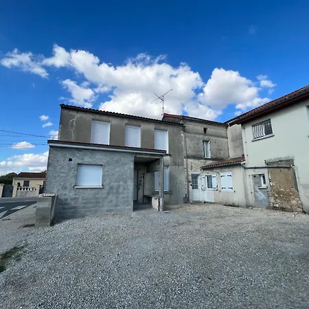 180b - Duplex T2 Confort - Wifi Netflix * Le Gond-Pontouvre